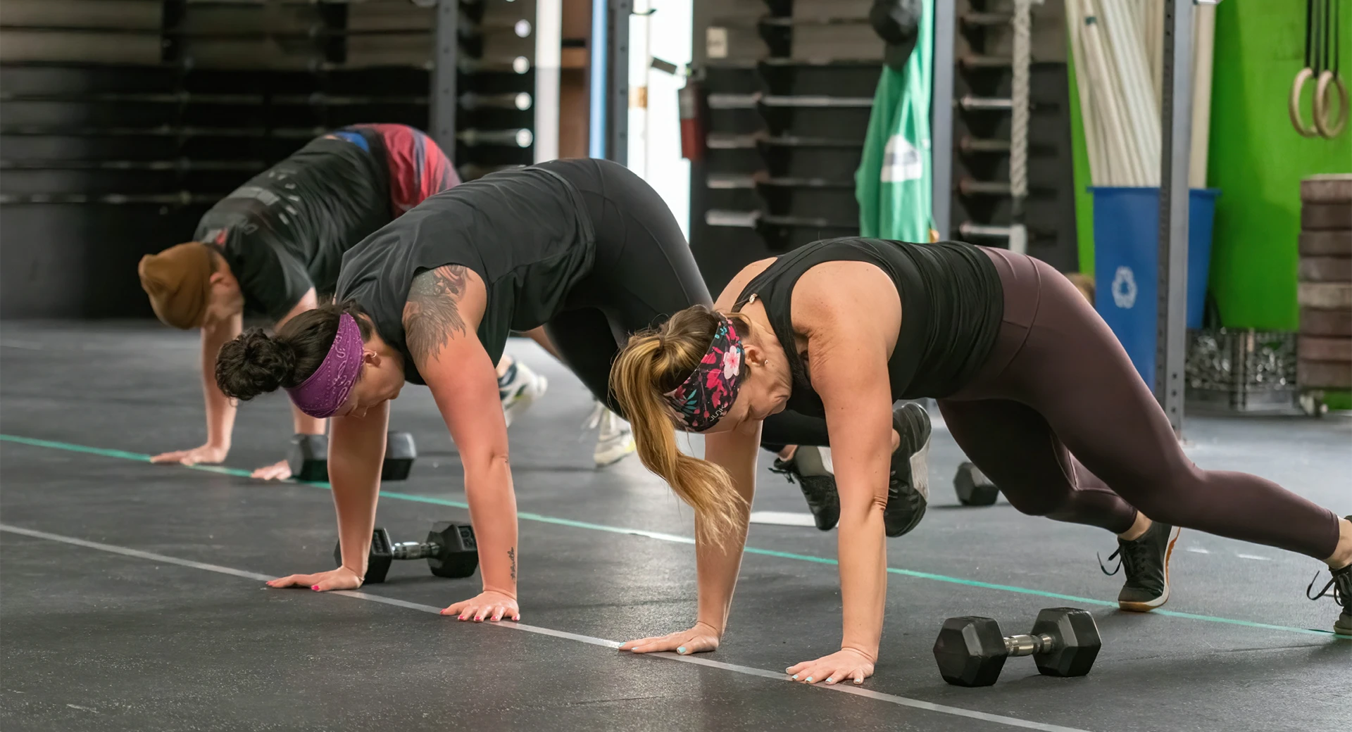 women training at CrossFit Off the Grid women training at CrossFit Off the Grid